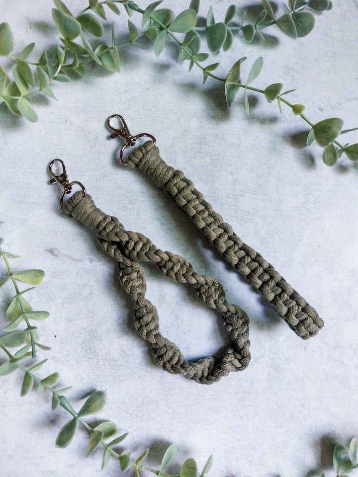 Macramé Wristlet - Fall Colors