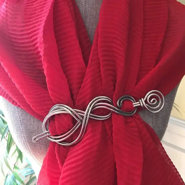 The Artist Jay Hair / Scarf Pin