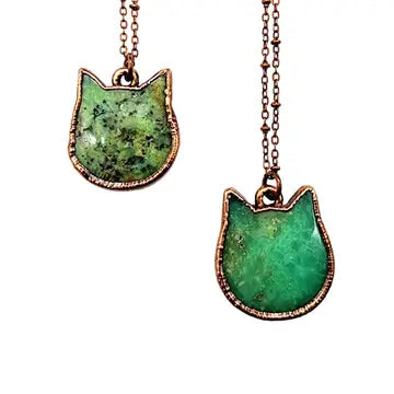 Apple Green Chrysoprase Cat Necklace
