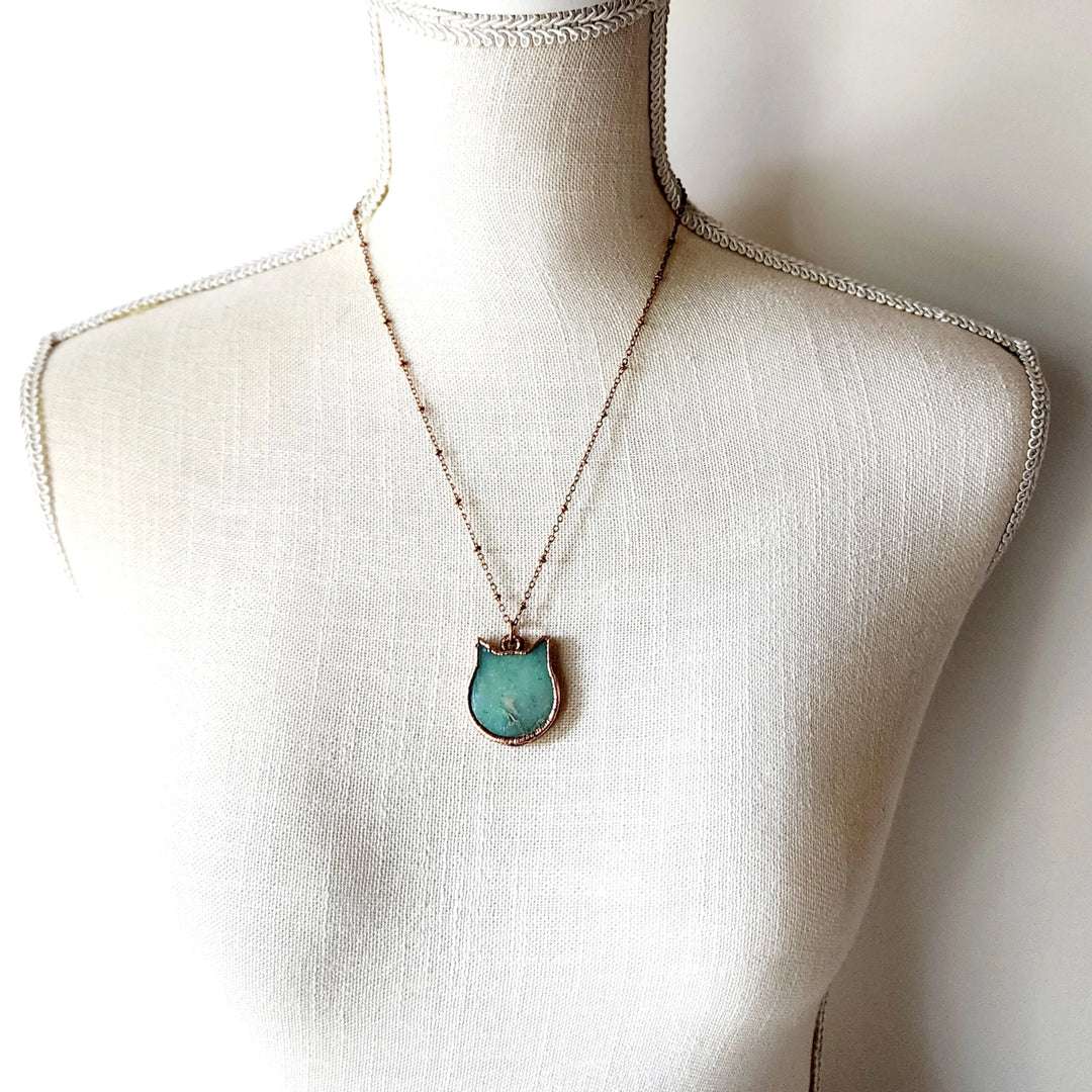 Apple Green Chrysoprase Cat Necklace