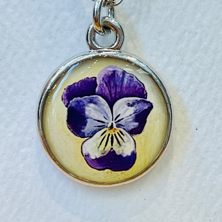 Seed & Sky Pansy Necklace