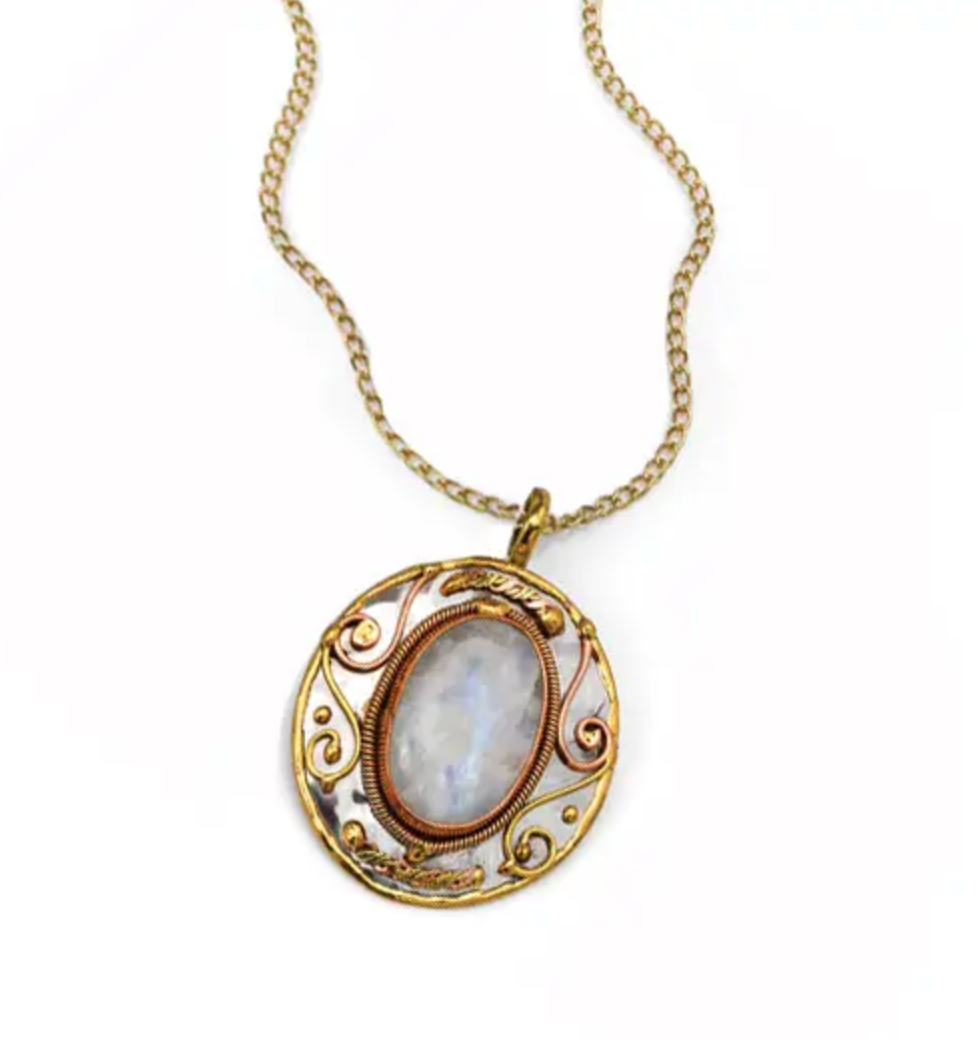 Janya Pendant - Rainbow Moonstone