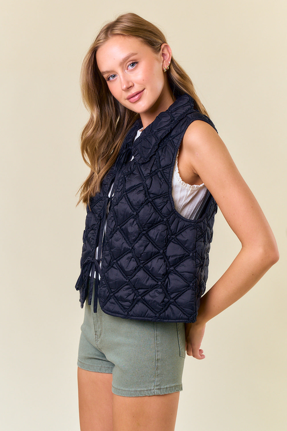 Ruffled Collar Quilted Vest