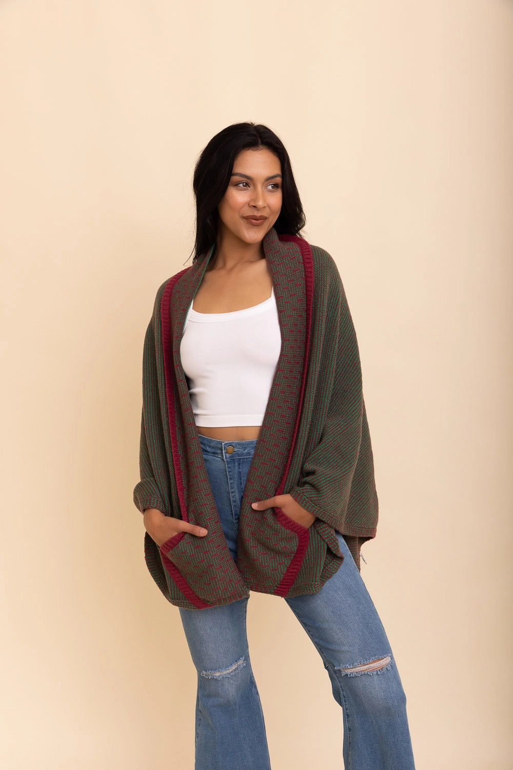 Contrast Collar Knit Wrap with Pockets