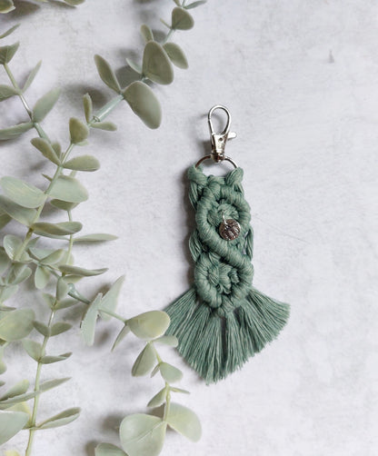 Macramé Keychain With Mountain Charm - Short
