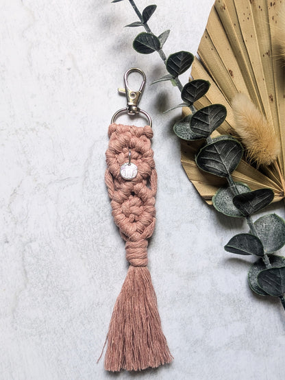 Mountain Charm Circle Macramé Key Chain