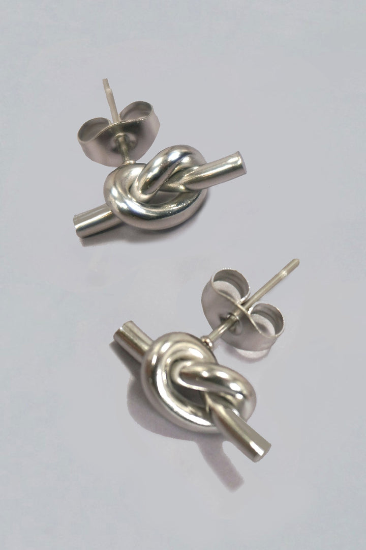 Tie The Knot 18K Studs