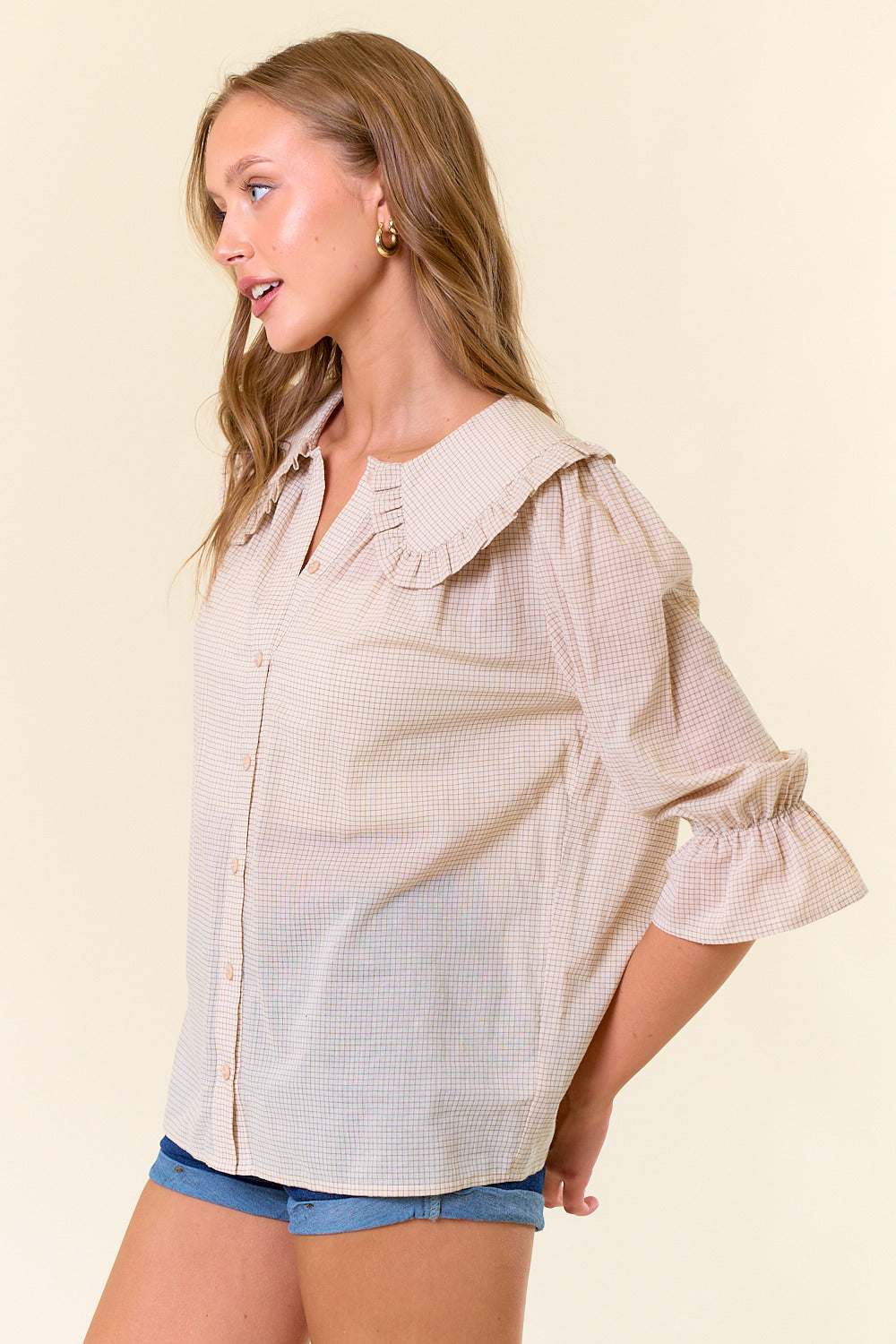 Peter Pan Collar Button-Down