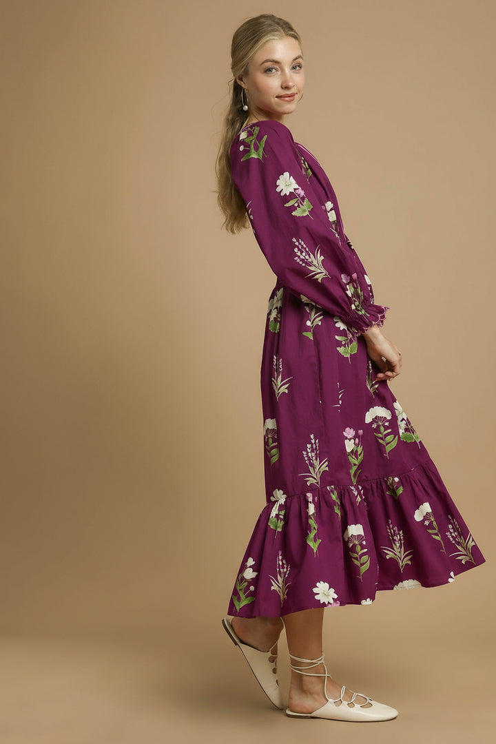 Bold Contrast Trim Dress