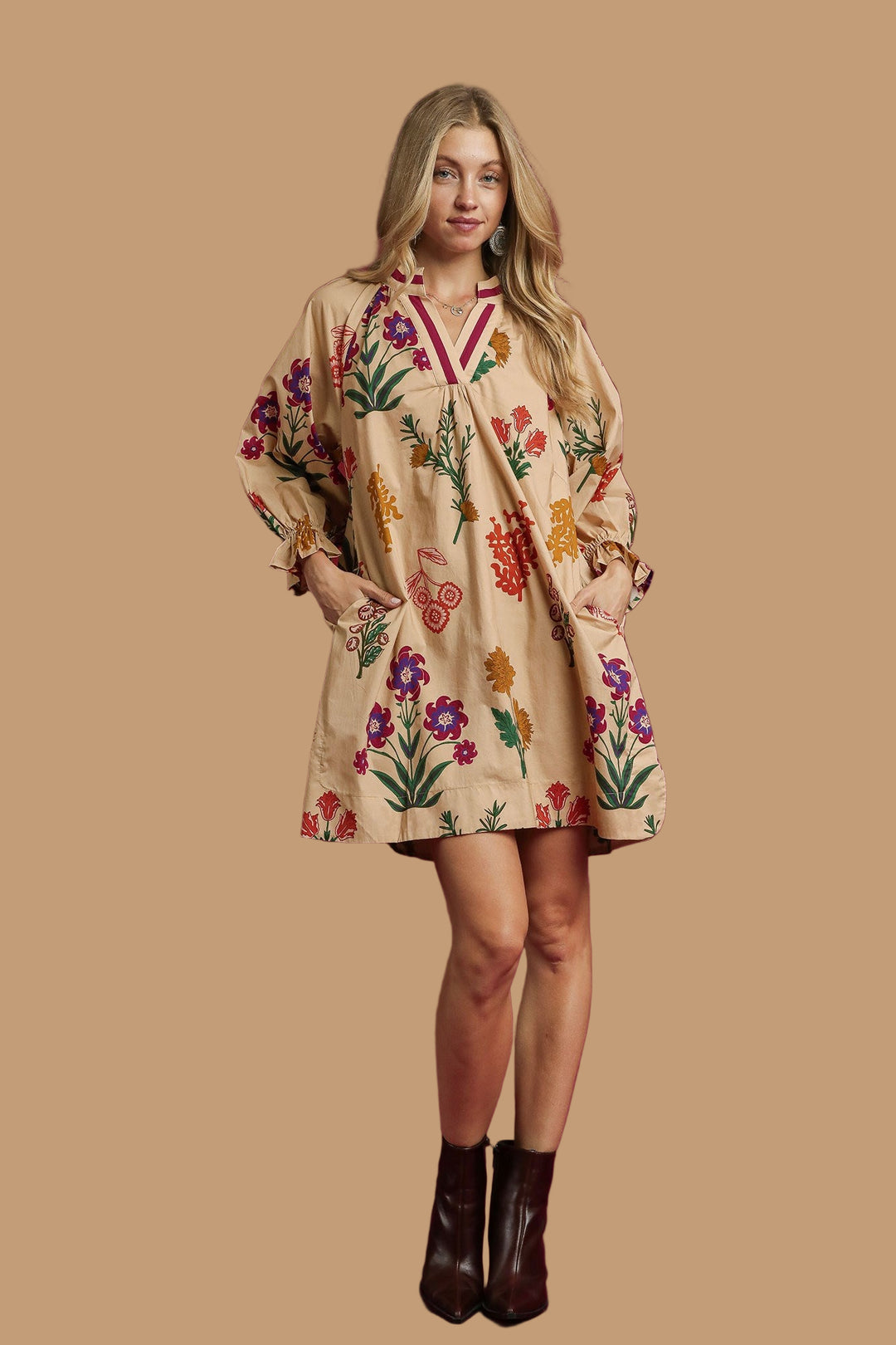 Floral Shift Dress W/ Contrast Trim