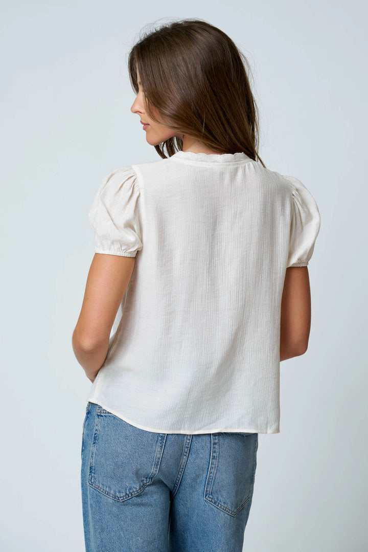 Lace Detail Short Sleeve Top
