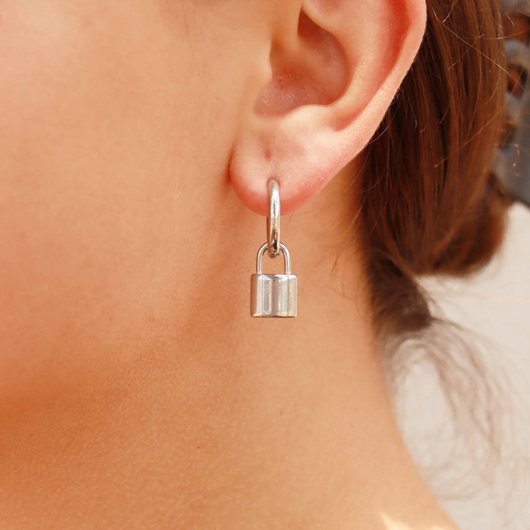 Lock Charm Huggies