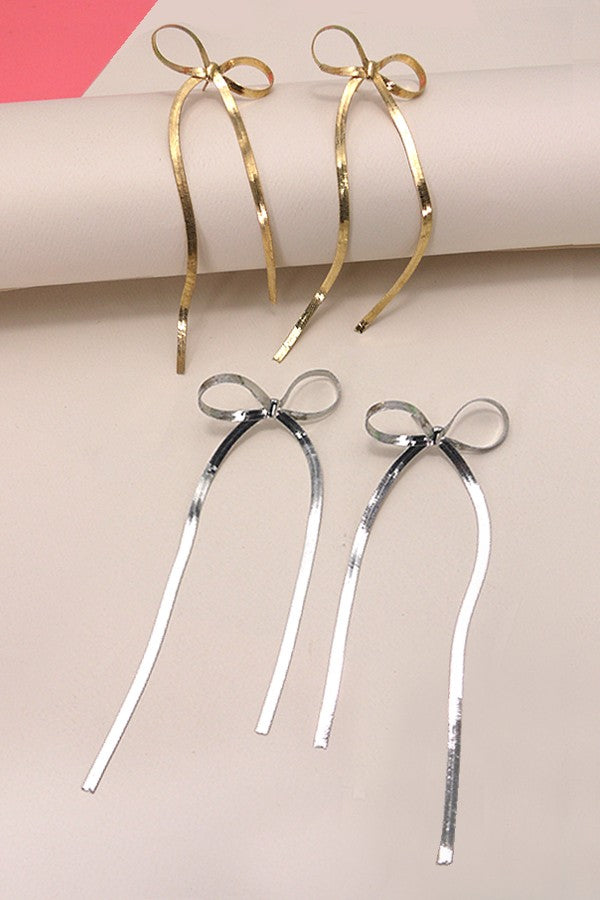 Long Snakechain Bow Studs