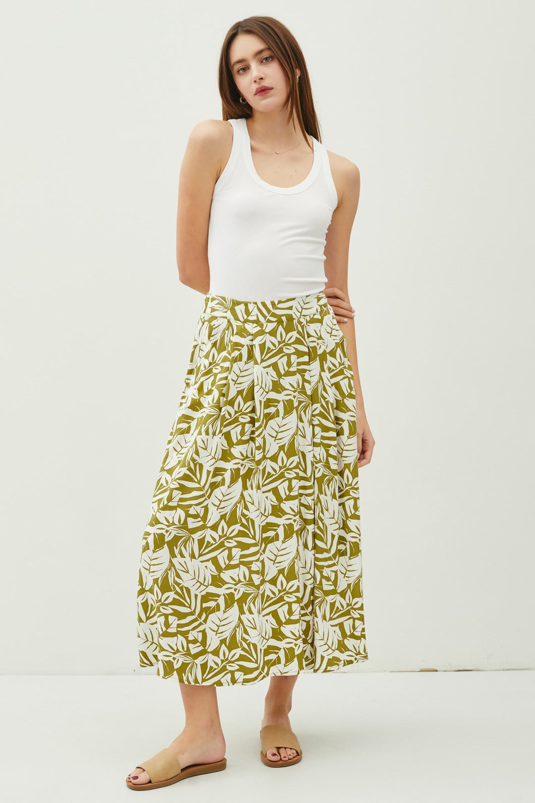 Tropical Print Pin Tuck Skirt