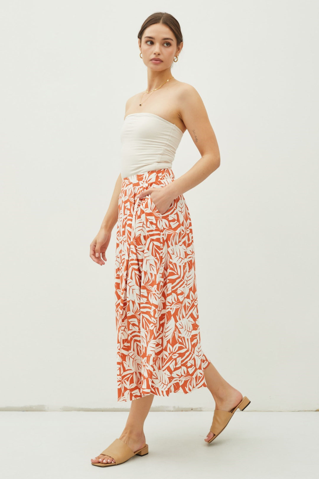 Tropical Print Pin Tuck Skirt