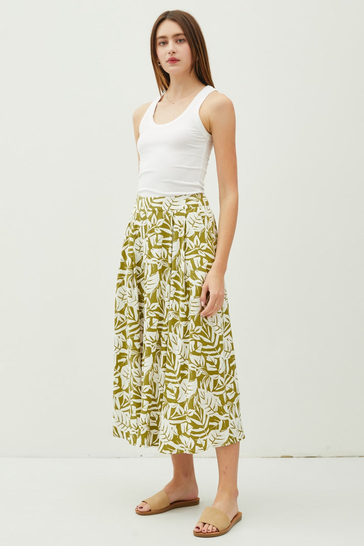 Tropical Print Pin Tuck Skirt