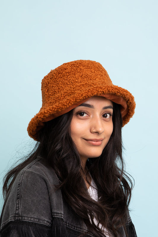 Reversible Teddy Suede Bucket Hat