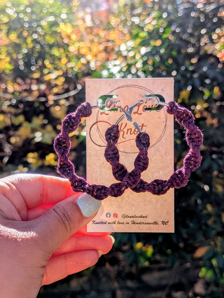 Sweetheart Twist Hoops