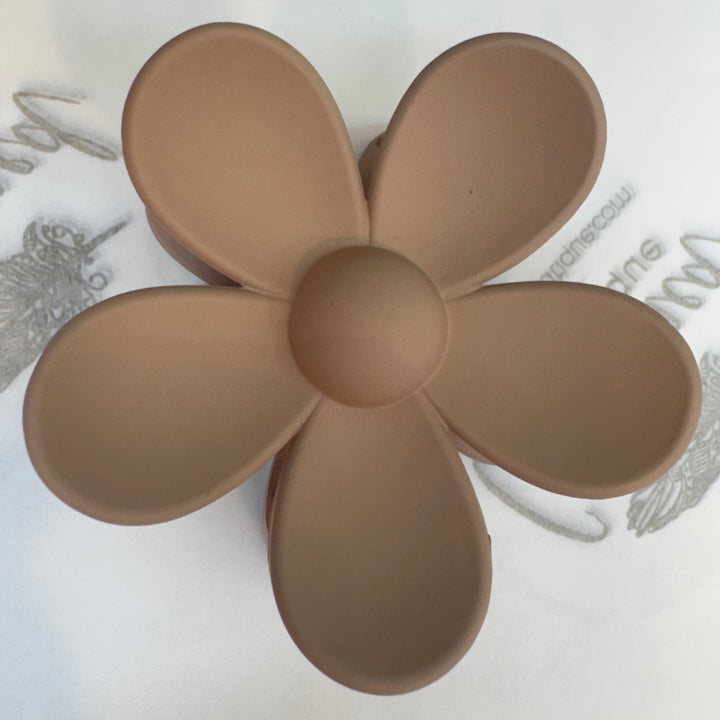 Matte Daisy Flower Clip