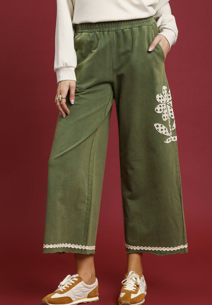 Lace Applique Cropped Terry Pants