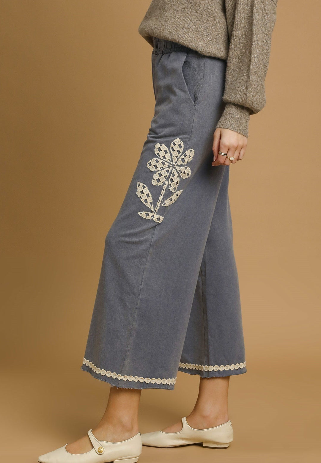 Lace Applique Cropped Terry Pants