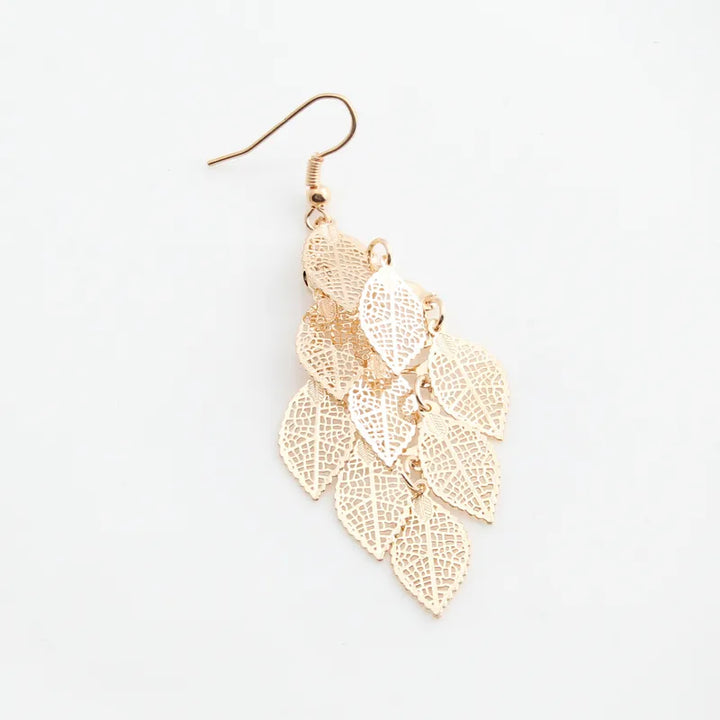 Cascading Leaves Dangle