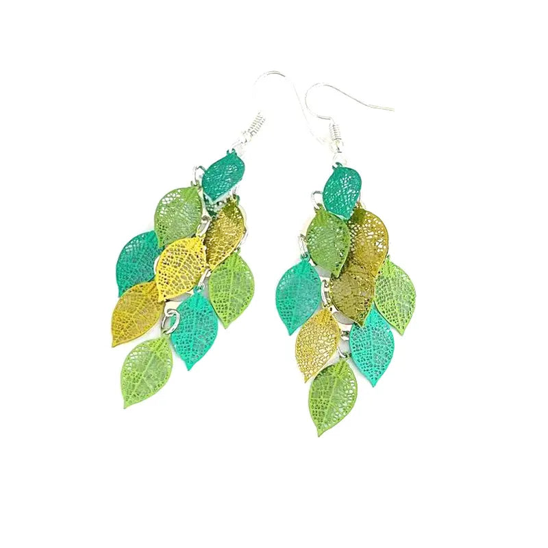 Cascading Leaves Dangle
