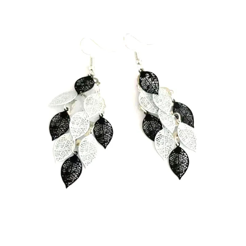 Cascading Leaves Dangle