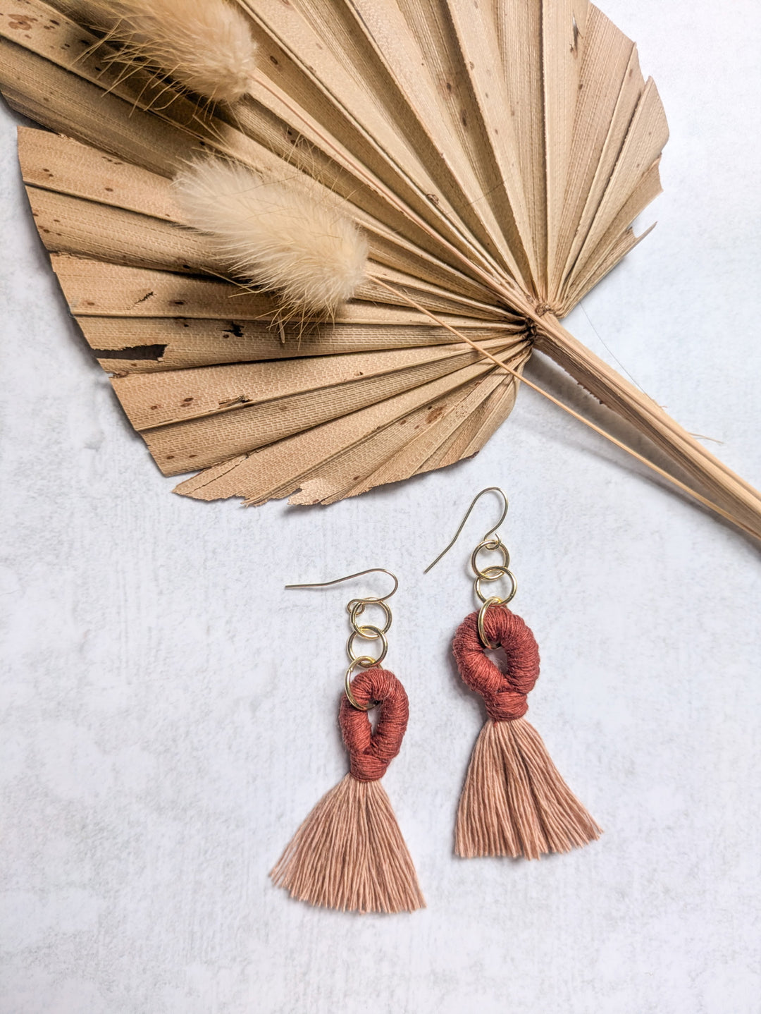 Macramé Sol Tassel Earring - Rust