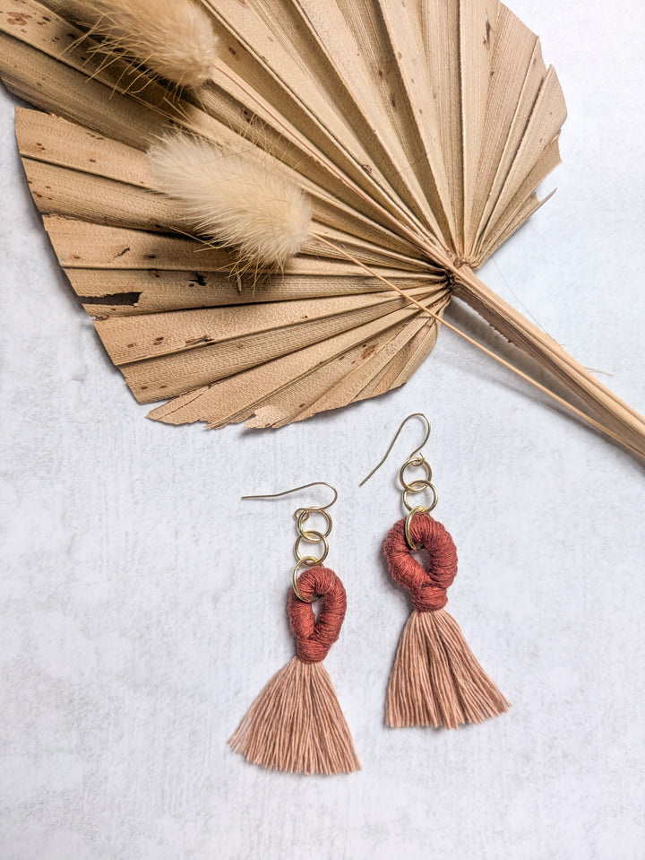 Macramé Sol Tassel Earring - Rust