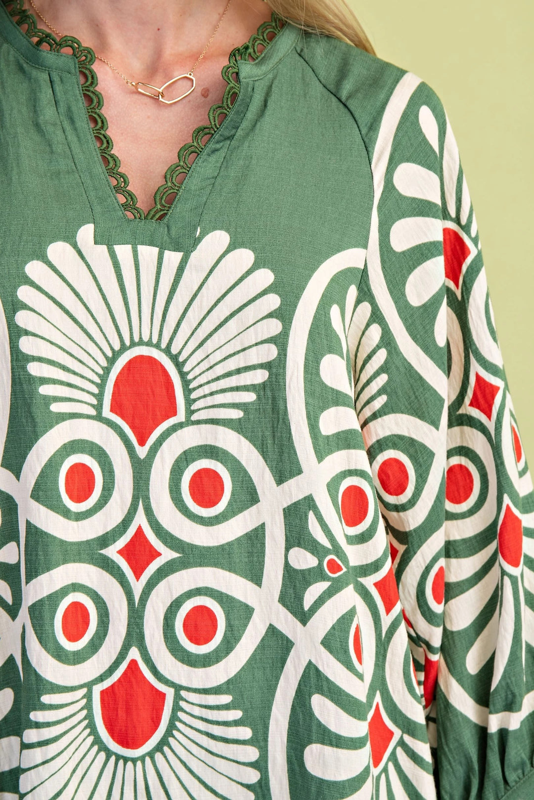 Decorative Notch Neck Printed Top
