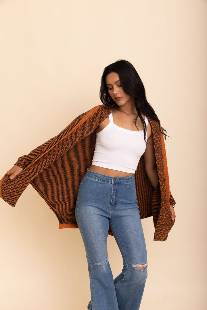 Contrast Collar Knit Wrap with Pockets