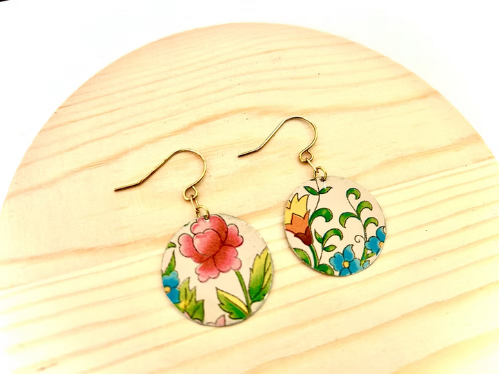 Vintage English Metal Dangle 48