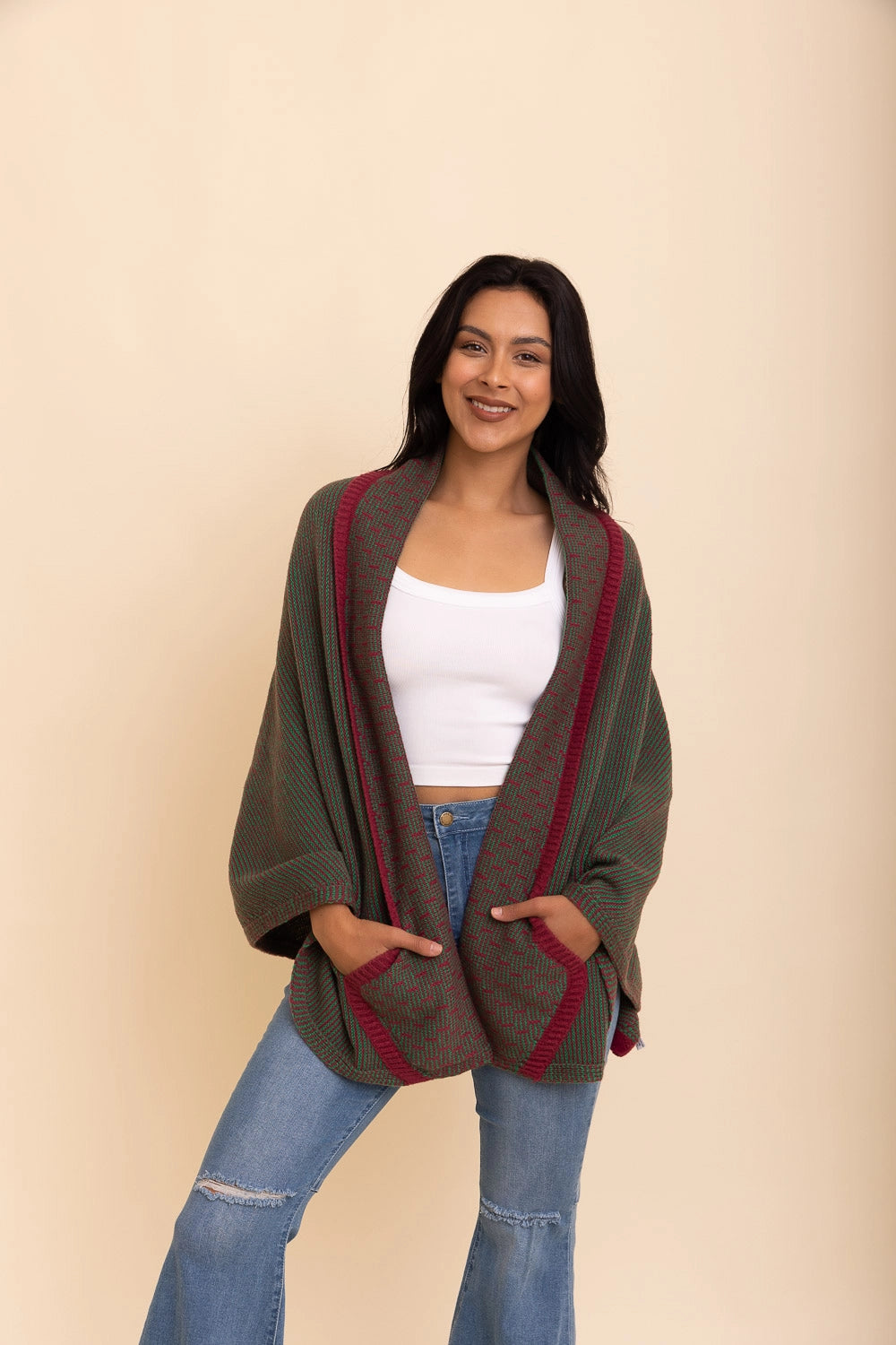 Contrast Collar Knit Wrap with Pockets