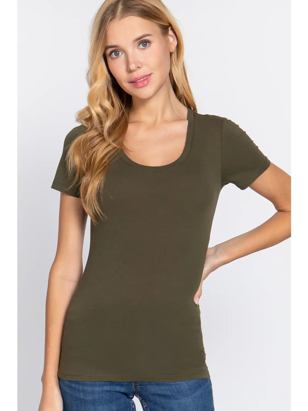 Scoop Neck Everyday Tee