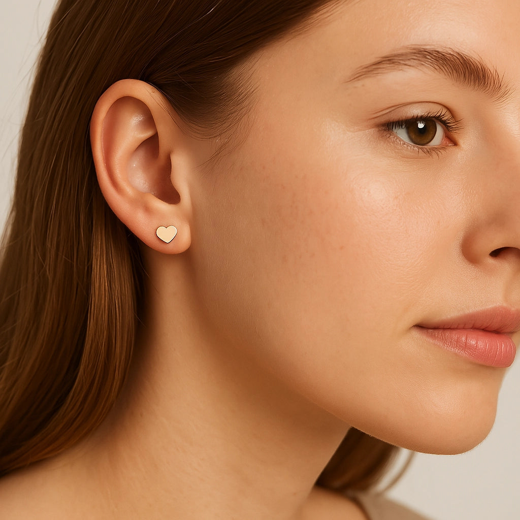 18K Gold Solid Heart Studs