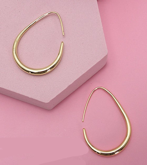 18K Teardrop Hoops