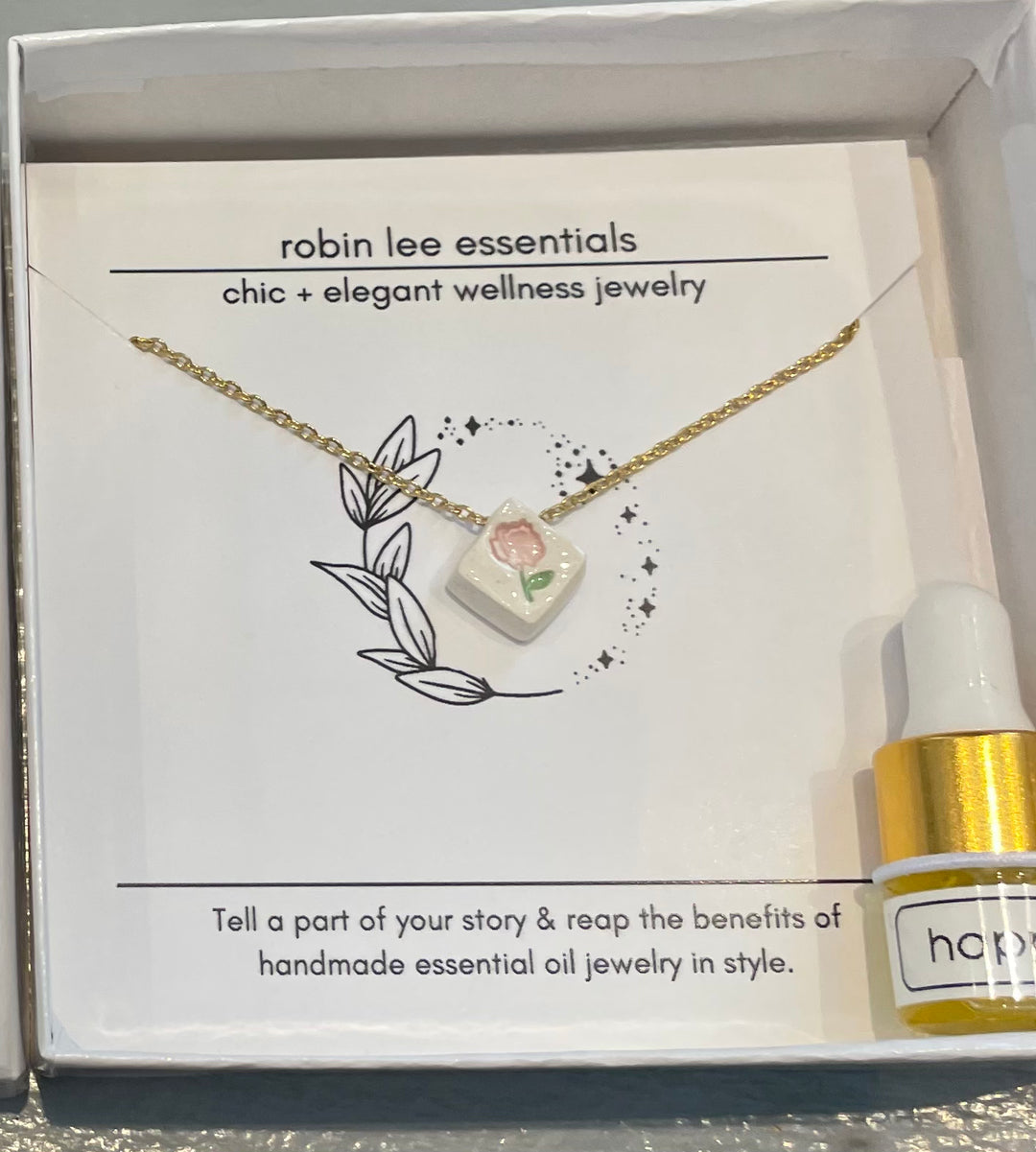 Pink Rose Diffuser Necklace + 'Happy' Oil